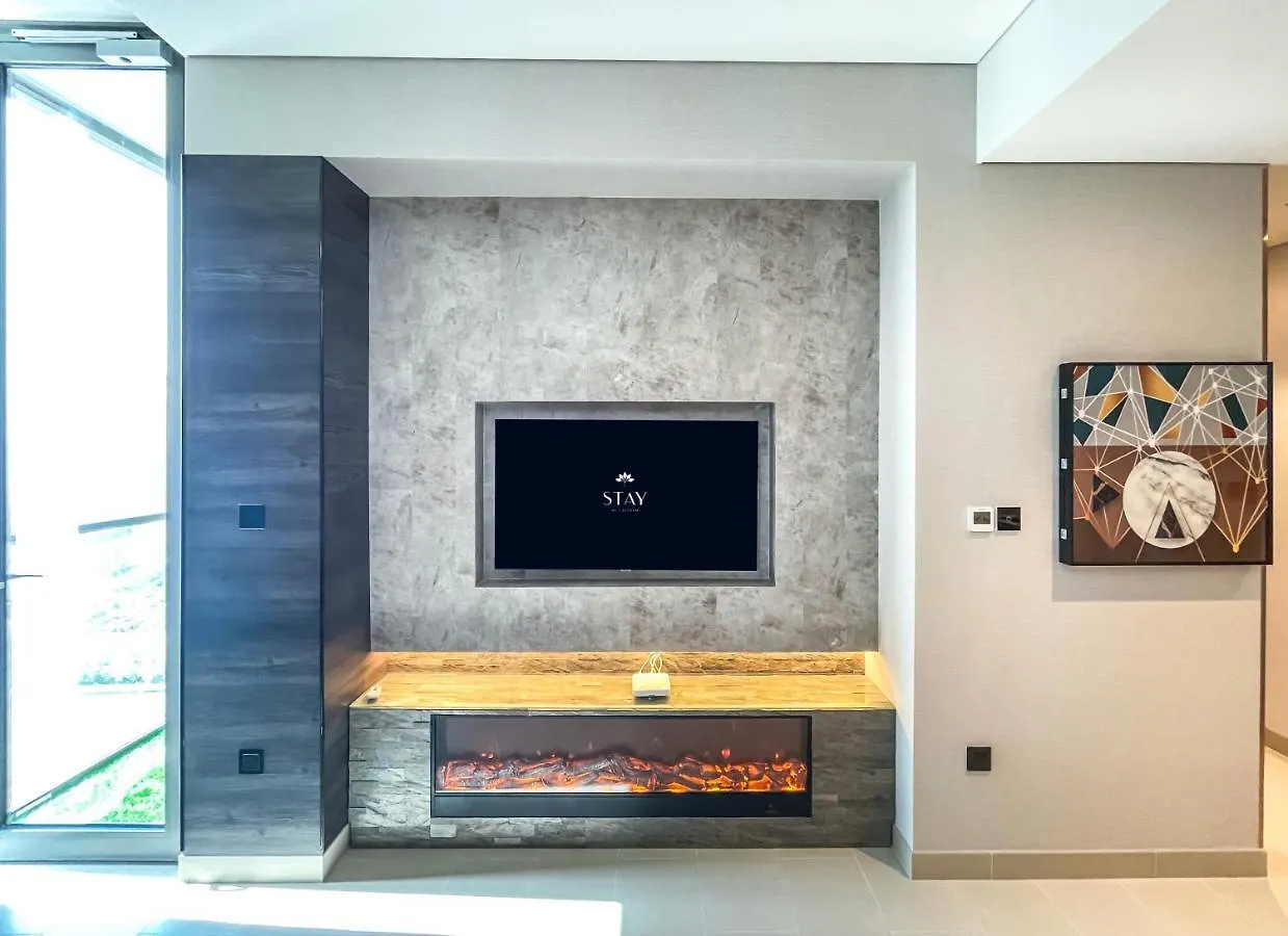 Stay By Latinem Luxury 2Br Holiday Home Cv B2513 Near Burj Khalifa دبي شقة