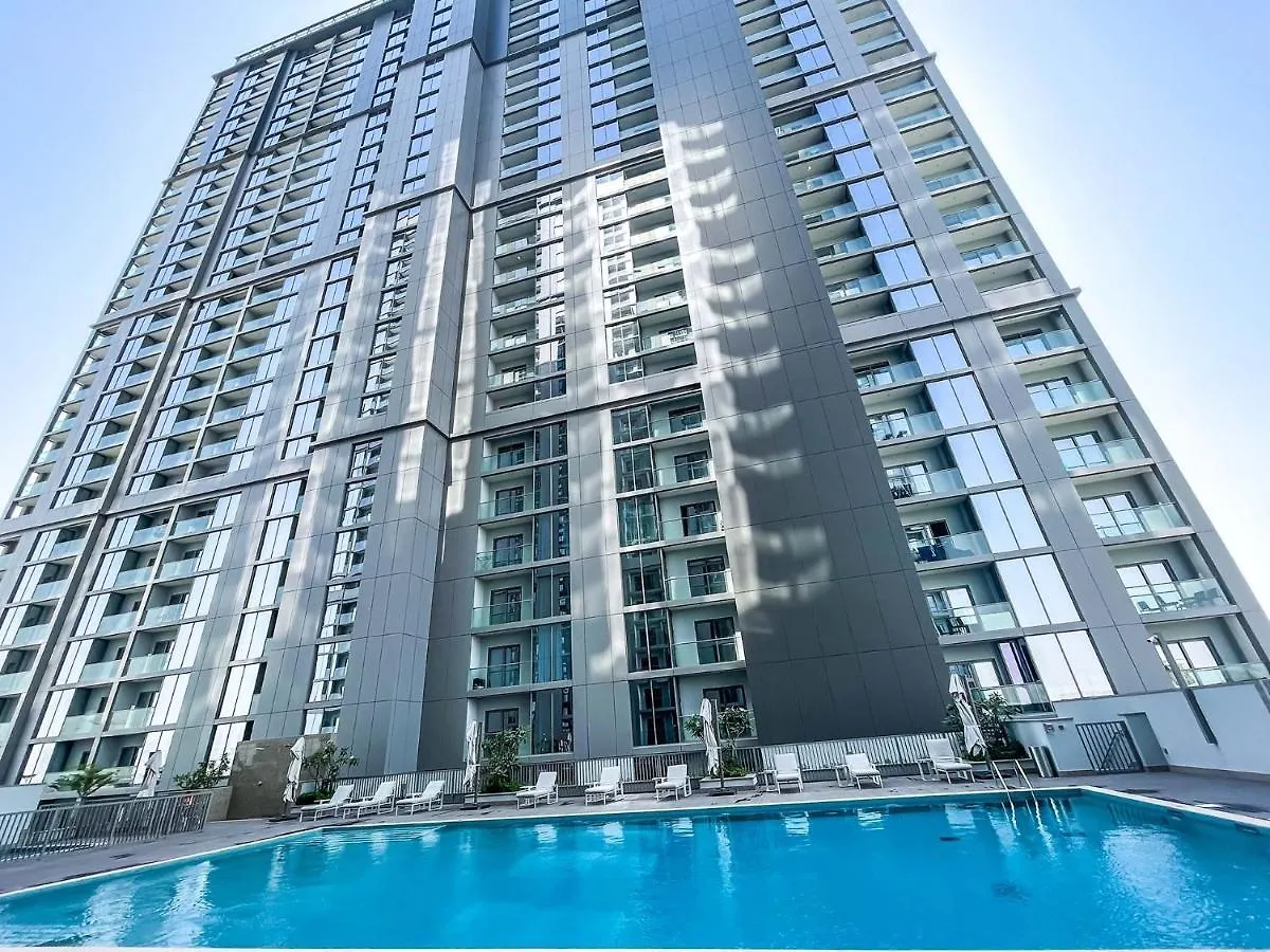 Stay By Latinem Luxury 2Br Holiday Home Cv B2513 Near Burj Khalifa Dubai